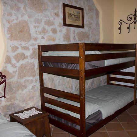 오트리콜리 Casale San Pietro B&B 외부 사진